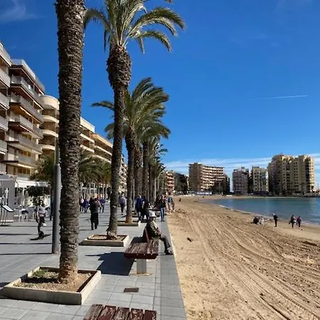 Апартаменты Amazing 2-bedrooms With Pool Center *