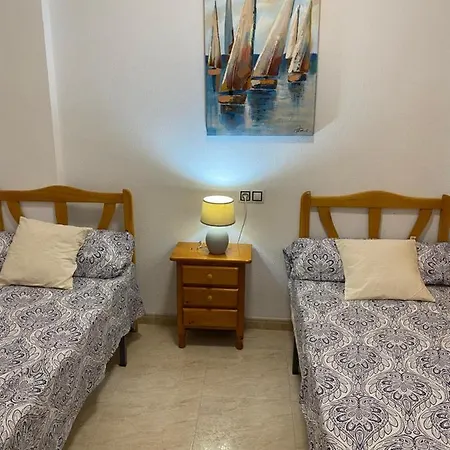 Amazing 2-bedrooms With Pool Center *