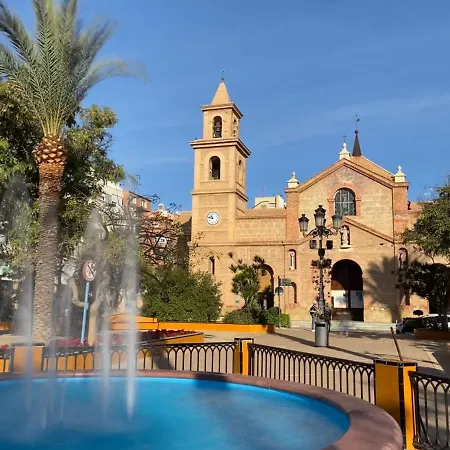 Amazing 2-bedrooms With Pool Center Apartment *