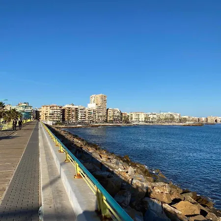 Amazing 2-bedrooms With Pool Center *